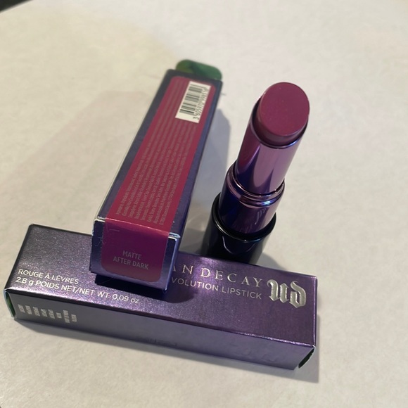 Urban Decay Other - Urban Decay “Matte After Dark”